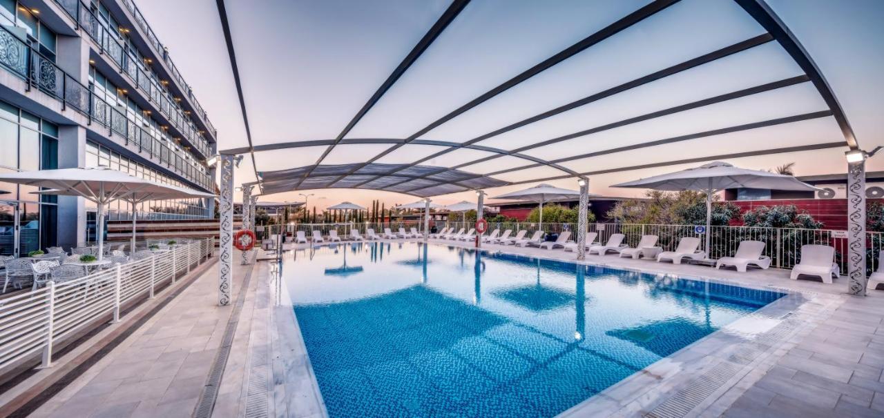 Rimonim Aquaduct Hotel Regba Extérieur photo