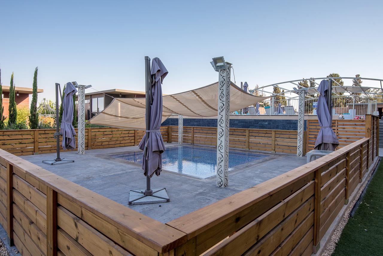 Rimonim Aquaduct Hotel Regba Extérieur photo
